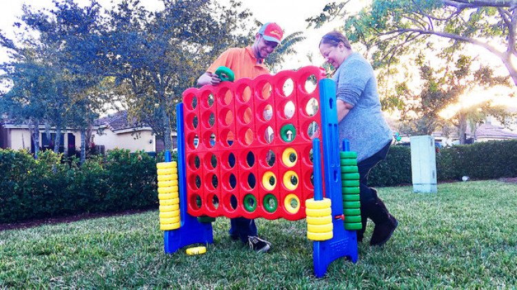 GIANT Connect Four